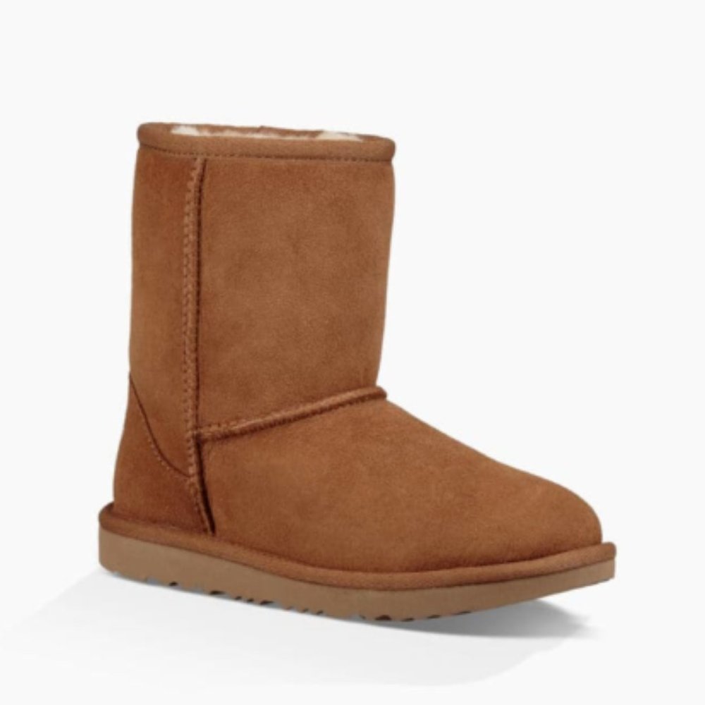 NEW UGG Kid Youth Classic II Short Chestnut Sheepskin Fur Lined Mid Calf Boot - Picture 3 of 6